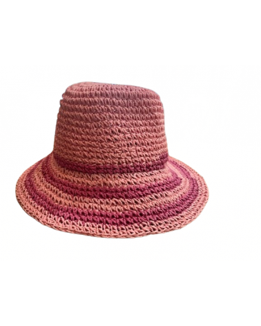 Chapeau forme cloche modèle à rayures coloris rose