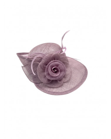 Chapeau de cérémonie en paille sisal coloris lilas avec décor fleurs