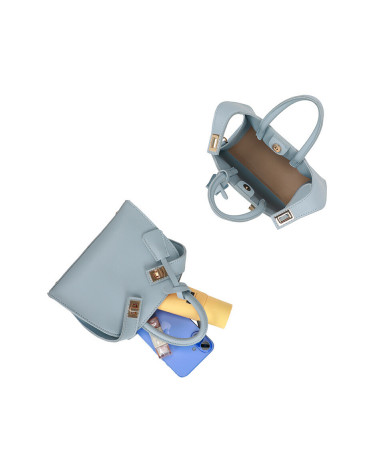 Petit sac à main au style Birkin chic et élégant coloris bleu ciel