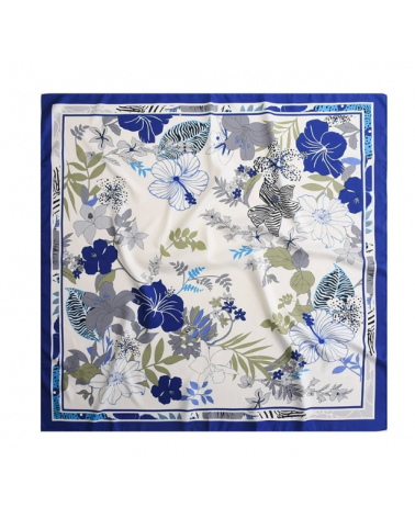 Grand carré 90x90 au toucher soie imprimé fleur coloris bleu - Chapo & Co