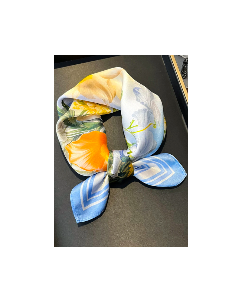 Petit carré 70x70 au toucher soie en polyester coloris bleu jaune