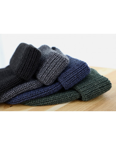Bonnet en maille côtelée laine mérinos avec revers coloris bleu marine