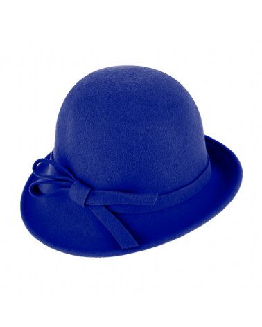 Chapeau rétro forme cloche asymétrique en feutre bleu roi - Chapo & co