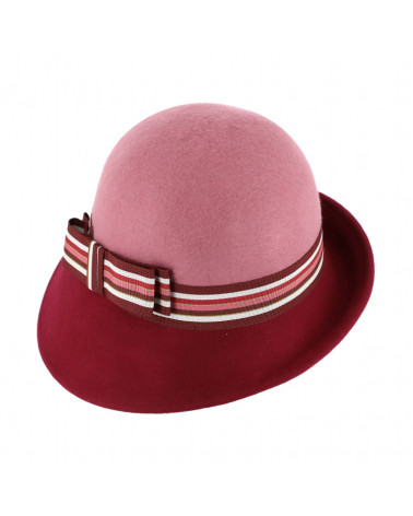 Chapeau forme cloche en feutre de laine bicolore mauve et asymétrique