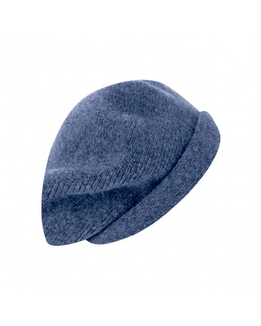 Béret tricoté type Basque en laine coloris bleu jean – Chic et confortable pour l’hiver