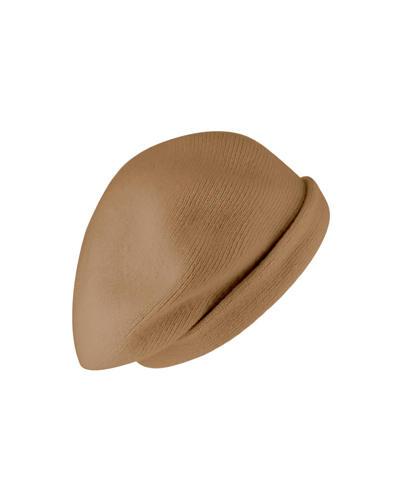 Béret tricoté type Basque en laine coloris camel – Chic et confortable pour l’hiver