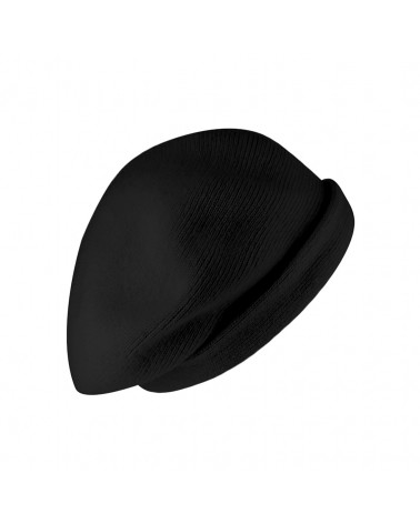 Béret tricoté type Basque en laine coloris noir – Chic et confortable pour l’hiver
