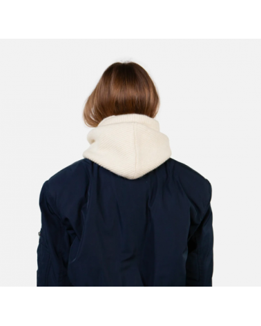 Capuche tricotée Barts coloris crème – Chaude et douce en fibres recyclées