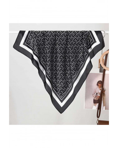 Petit carré 70x70 toucher soie imprimé noir et blanc - Chapo & Co