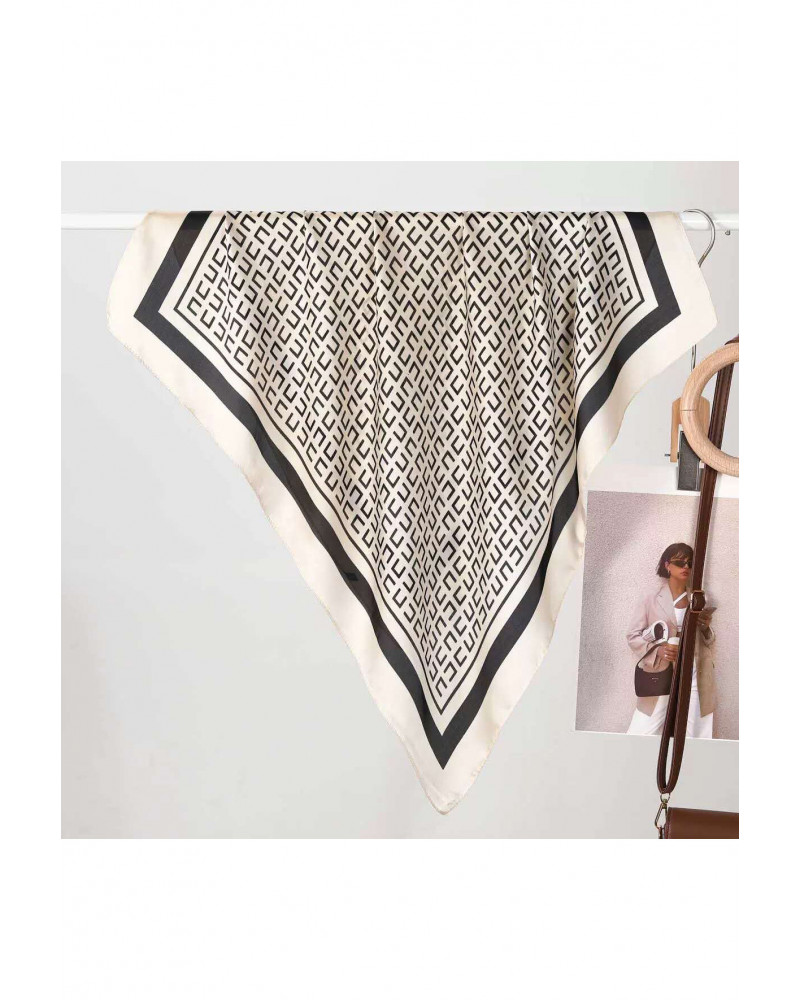 Petit carré 70x70 toucher soie imprimé noir et beige - Chapo & Co