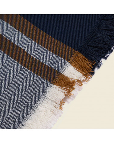 Foulard chic tissé en coton indien motif chevron coloris marine - Chapo & Co