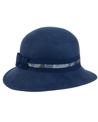 Chapeau forme cloche en feutre coloris bleu - MTM