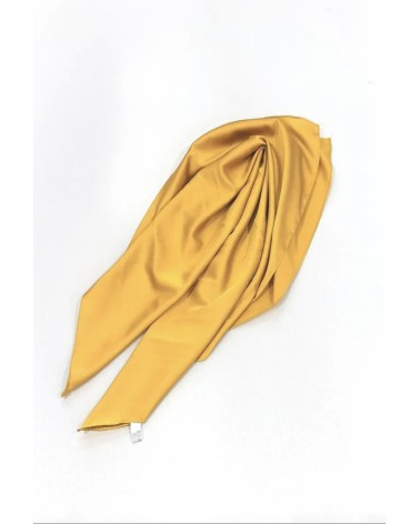 Foulard carré de soie uni 70x70 coloris moutarde