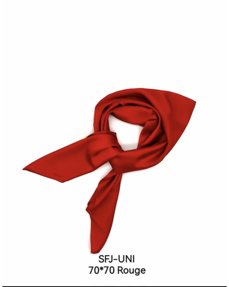 Foulard carré de soie uni 70x70 coloris rouge - Chapo & Co