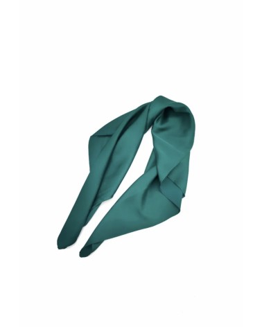 Foulard carré de soie uni 70x70 coloris vert sapin